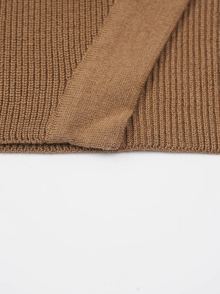 Brown Turtleneck Knit Pullover